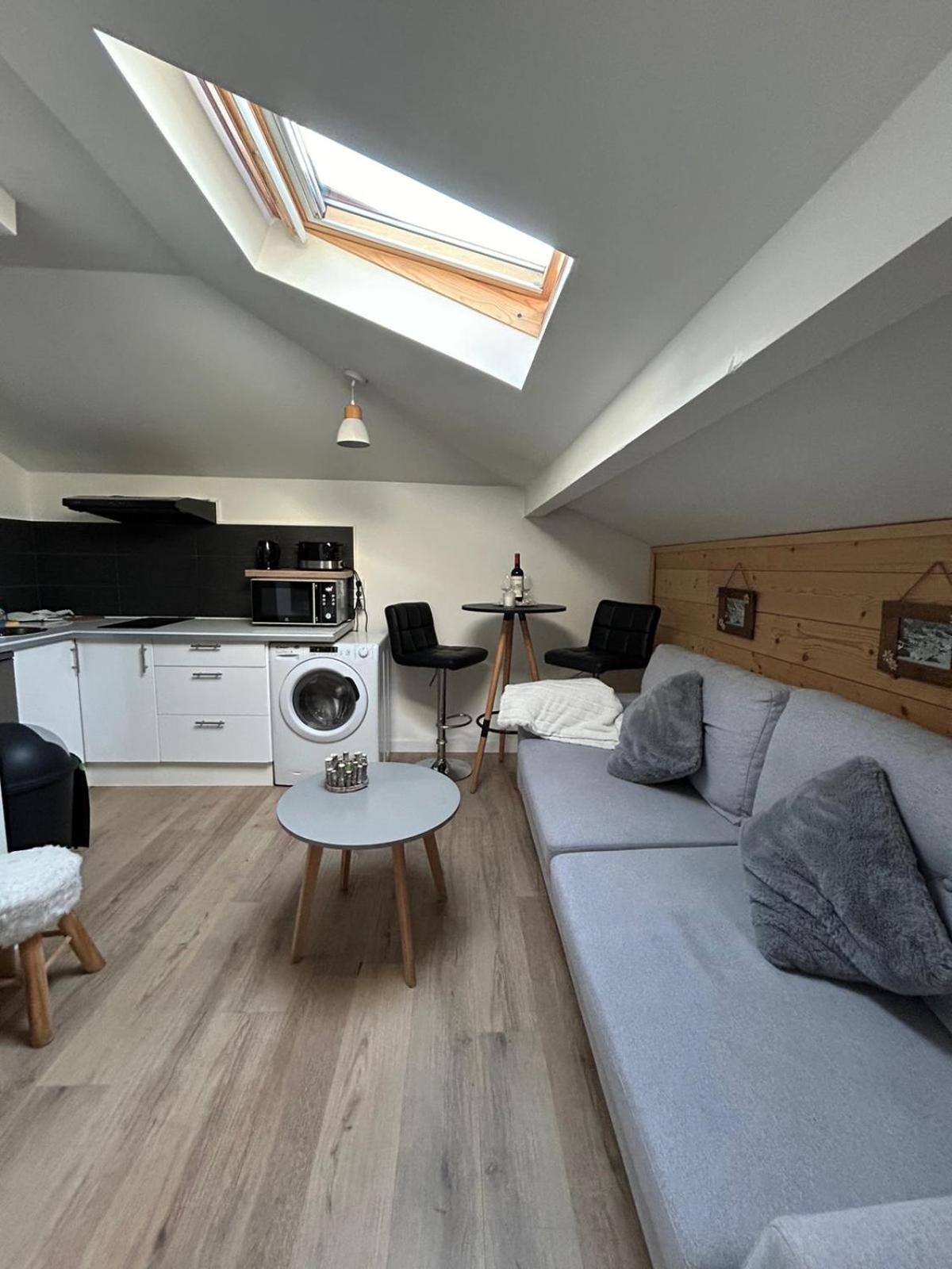 Superbe T2 Meuble Hyper Centre Apartment